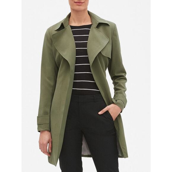 Banana Republic Jackets & Blazers - Banana Republic Soft Trench